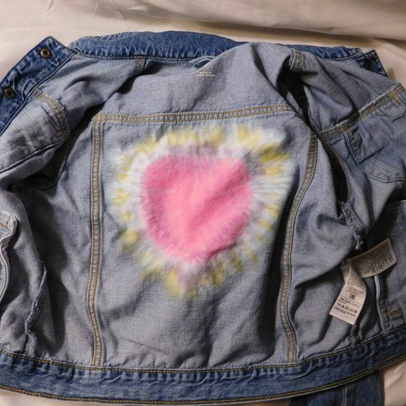 GAP Kids Blue Denim Jacket with Tie-Dye Heart Size XXL - Picture 5 of 6